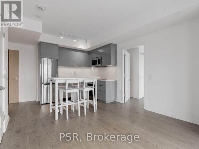 Photo du bâtiment - 50 Power St