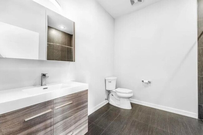 Foto del edificio - 1 Flagship St