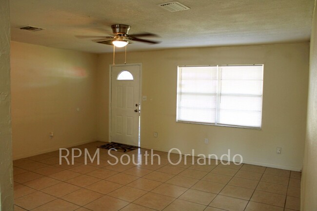 Foto del edificio - Spacious 4-Bedroom Home for Rent in Orlando!