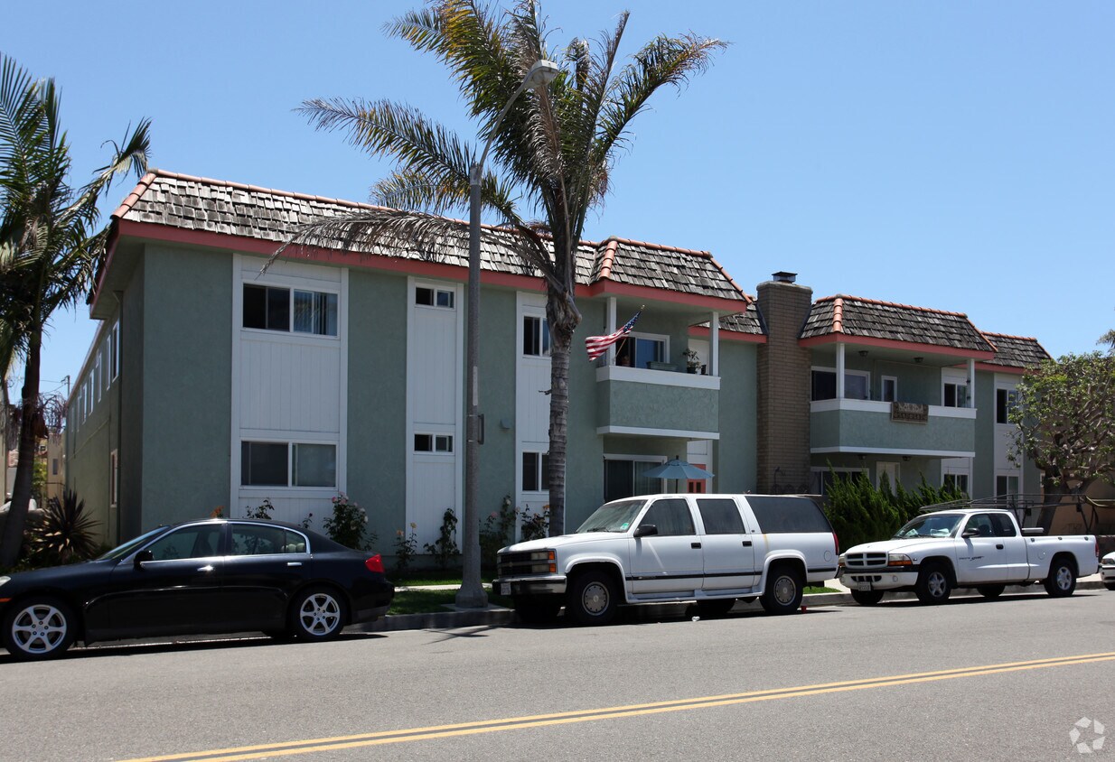 316 Beach Apartments Apartments in Huntington Beach, CA