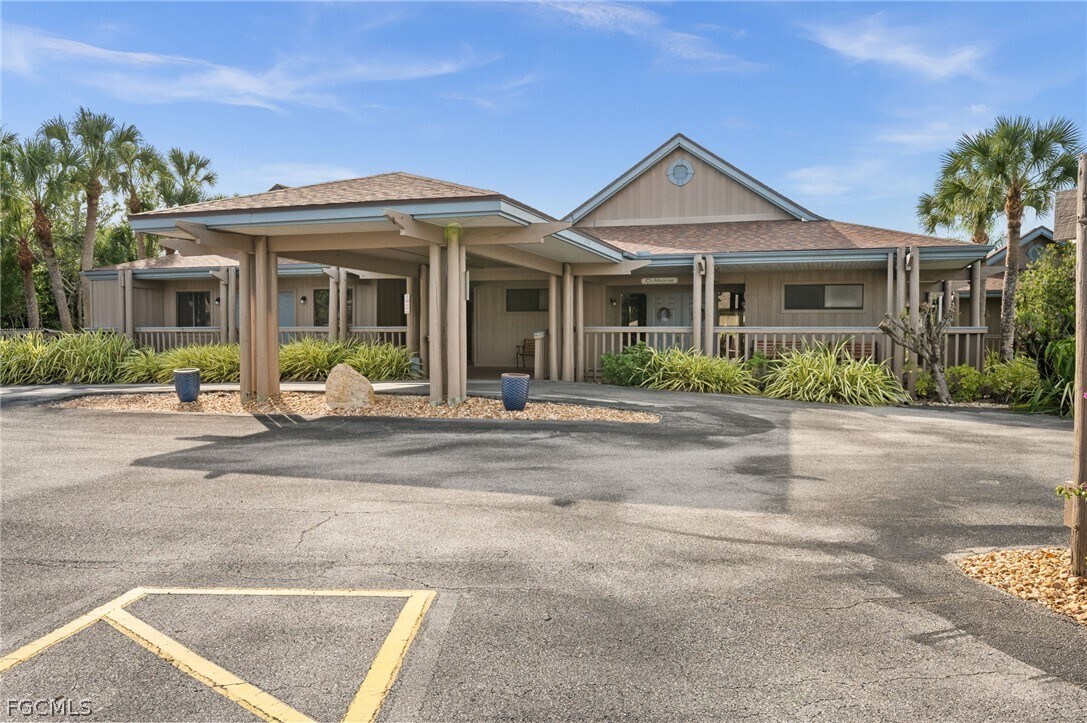 Foto del edificio - 17611 Marco Island Ln