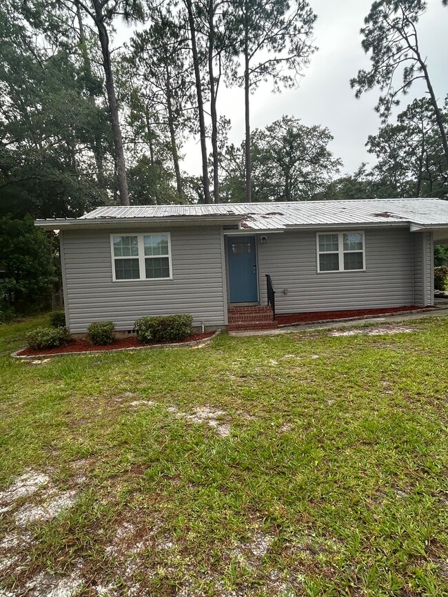 Building Photo - 1305 Tupelo Dr