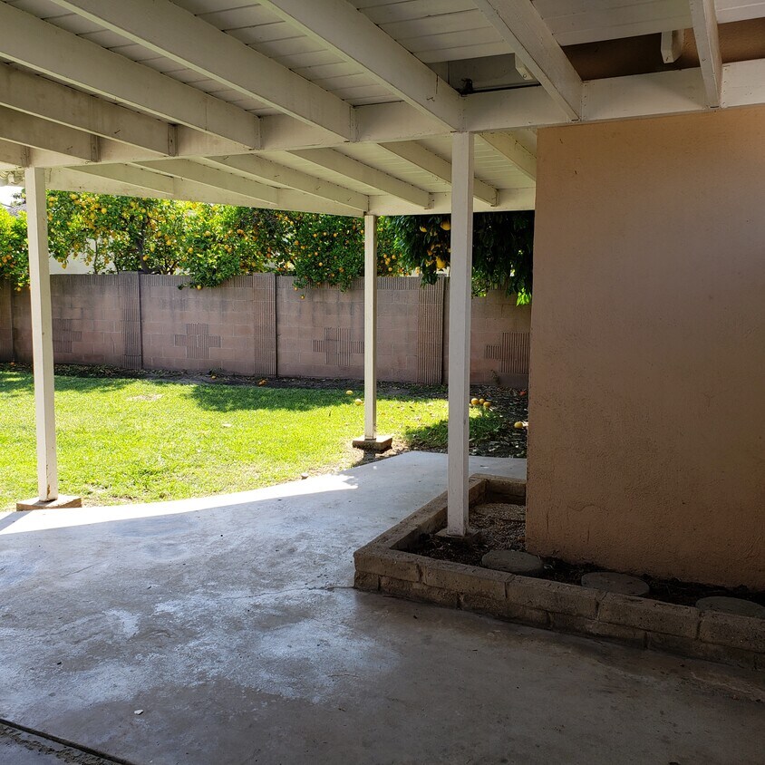 Foto principal - 1311 Kenwood St