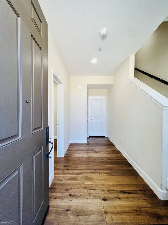 Foto del edificio - 4 br, 2.5 bath House - 5840 West Las Posit...