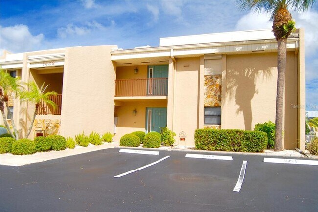 Building Photo - 1439 Mediterranean Dr