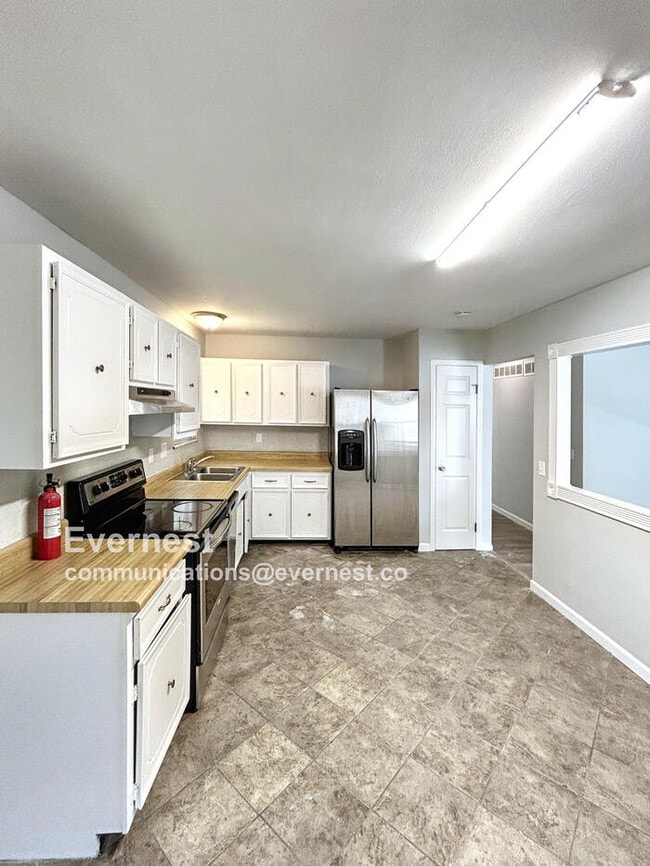 Foto del edificio - 1547 Boardwalk Ave