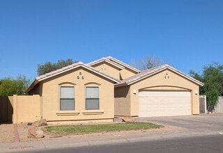 Building Photo - 4226 N 92nd Ln