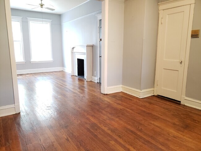 Foto del edificio - 3510 N Broadway