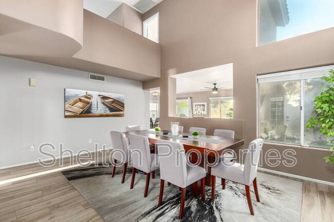 Foto del edificio - 17618 N 47th St