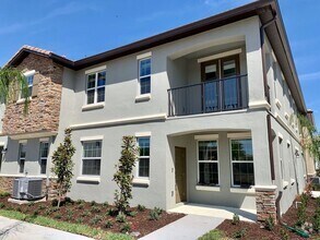 Building Photo - 1310 Shinnecock Hills Dr