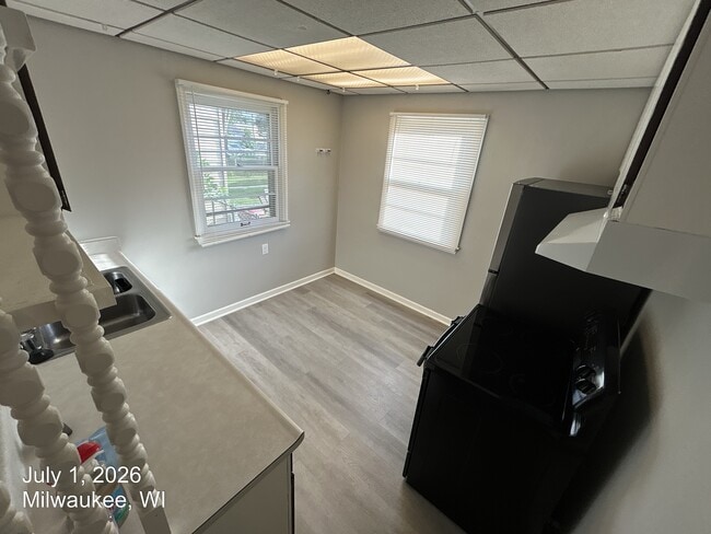 Building Photo - 3223 N 84th St