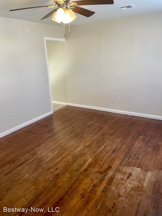Foto del edificio - 3 br, 1 bath House - 3112 SW 51st Street