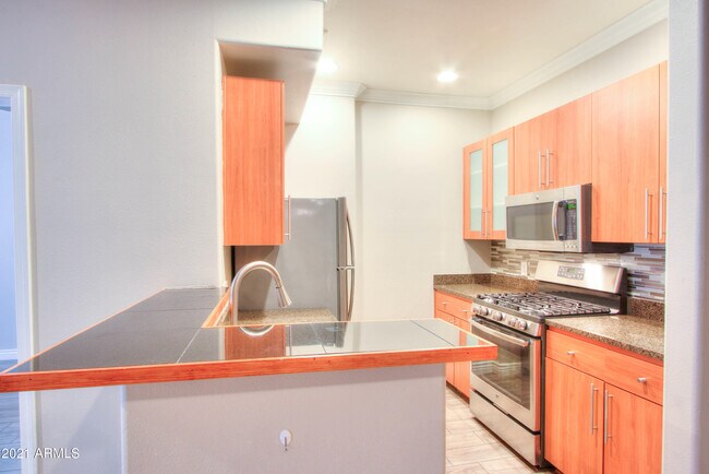 Foto del edificio - 6900 E Princess Dr