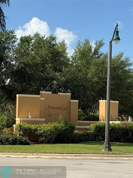 Foto principal - 1005 SW 143rd Ave