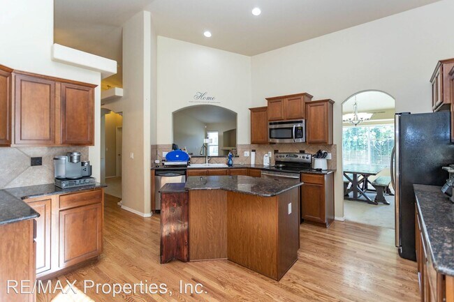Building Photo - 4 br, 3.5 bath House - 7167 Indian River D...