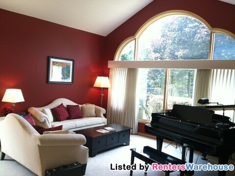 Building Photo - 11390 Louisiana Cir
