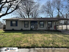 Building Photo - 2180 N Pointe Ln