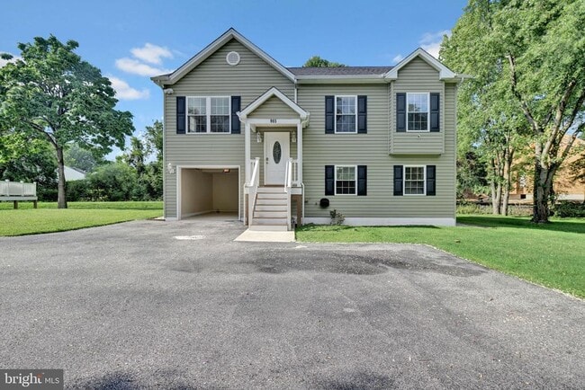 Building Photo - 965 Old Annapolis Neck Rd