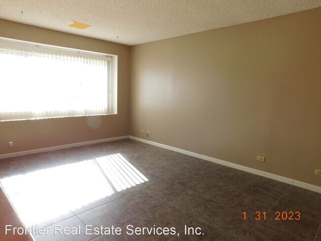 Foto del edificio - 3 br, 2 bath House - 1447 S Fire Opal St