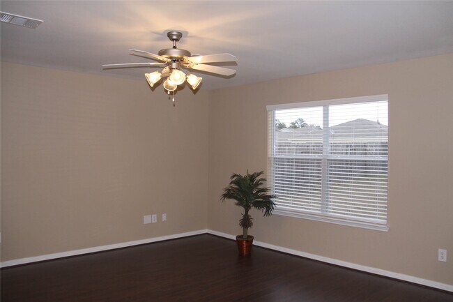 Foto del edificio - 29031 Village Creek Loop