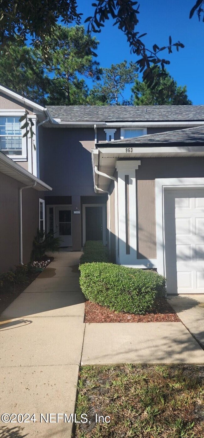 Foto del edificio - 963 Scrub Jay Dr