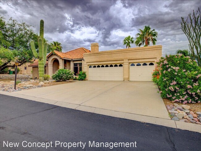 Building Photo - 4 br, 3 bath House - 6056 N. Calle Matamoros