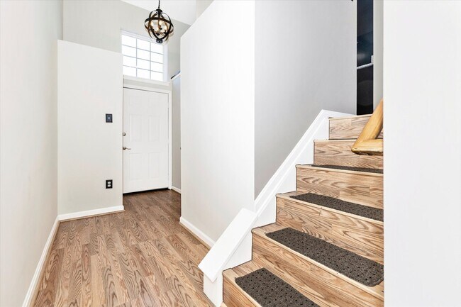 Foto del edificio - New Market West Rental