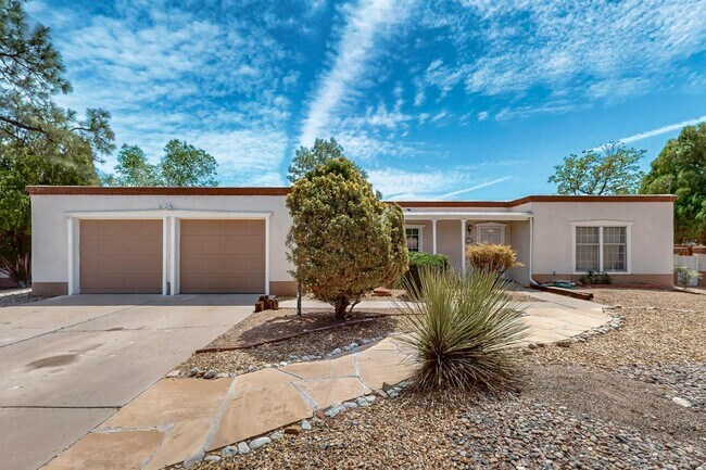 Foto del edificio - 4112 Cherrydale Ct NW