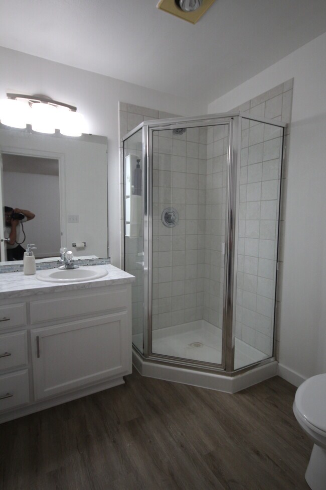 Foto del edificio - 22104 48th Ave W