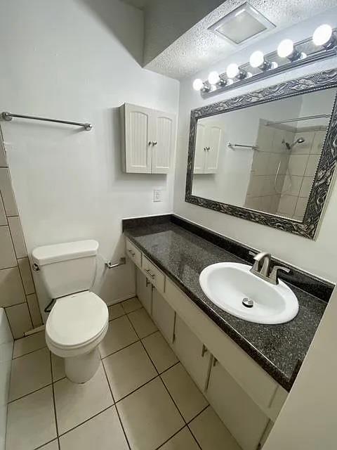 Foto del edificio - 8116 Exmoor Dr