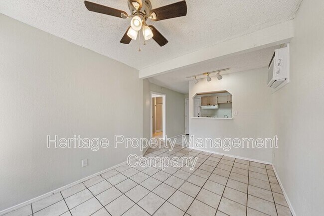 Foto del edificio - 801 Rittiman Rd