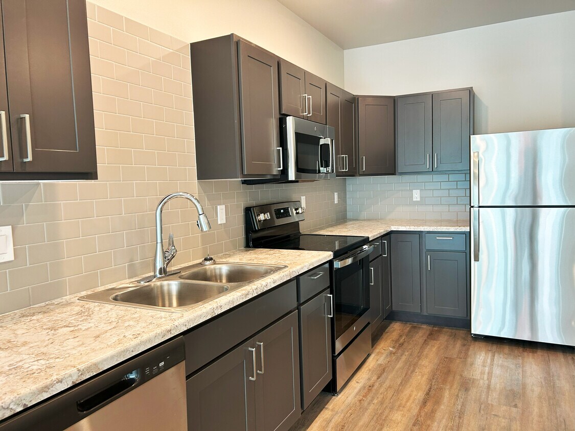 The Beacon 1923 & Spirit Apartments in Grand Forks, ND