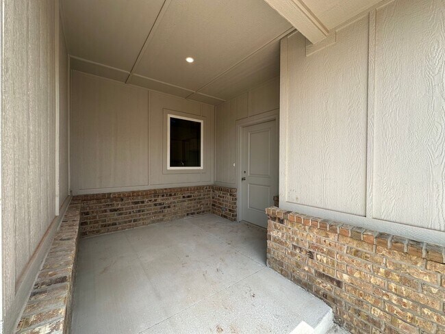 Foto del edificio - D - Oak Hollow Duplex