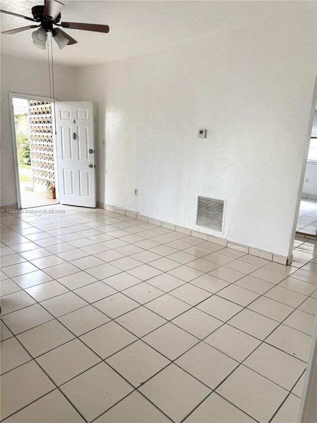 Foto principal - 1788 SW 7th St