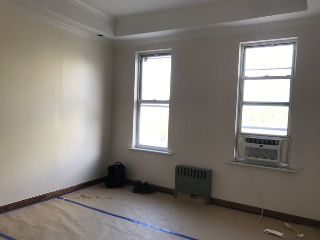Building Photo - 163 Noll St