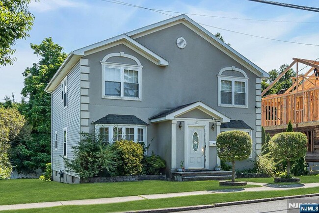 Foto del edificio - 59 Pomona Ave