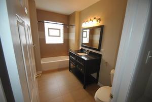 Foto del edificio - 5328 W Grace St