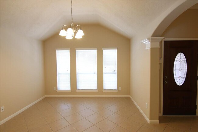 Foto del edificio - 3431 Lilac Ranch Dr