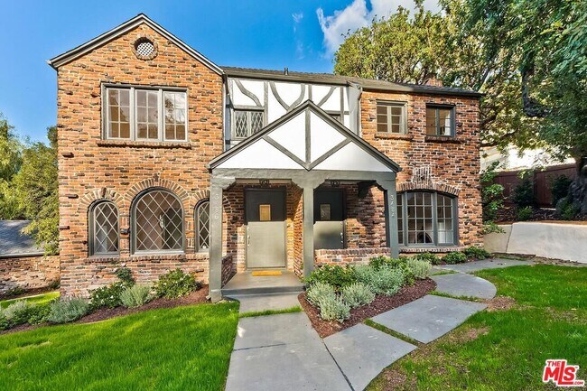 Foto del edificio - 3486 Oak Glen Dr