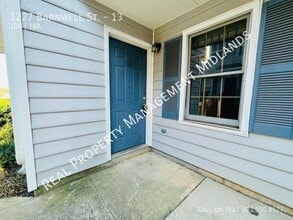 Building Photo - 1227 Barnwell St