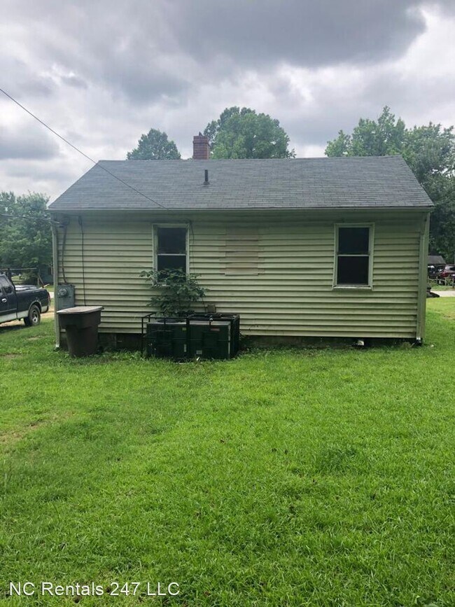 Foto del edificio - 2 br, 1 bath House - 1323 Mayfair Avenue