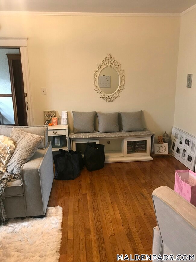 Foto del edificio - 349 Pleasant St