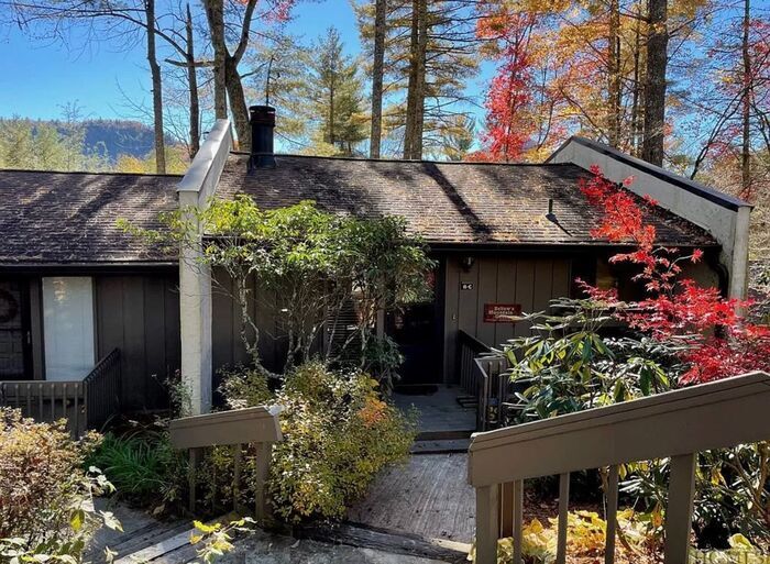 Primary Photo - Your new home is waiting for you.