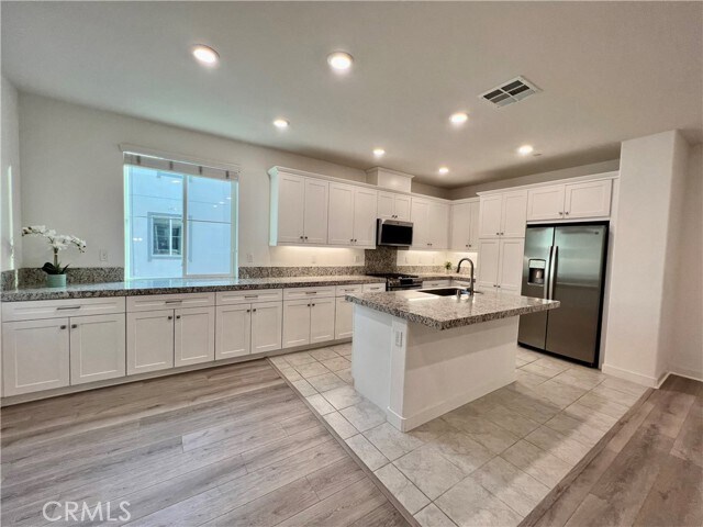 Building Photo - 1517 St Simon Cir