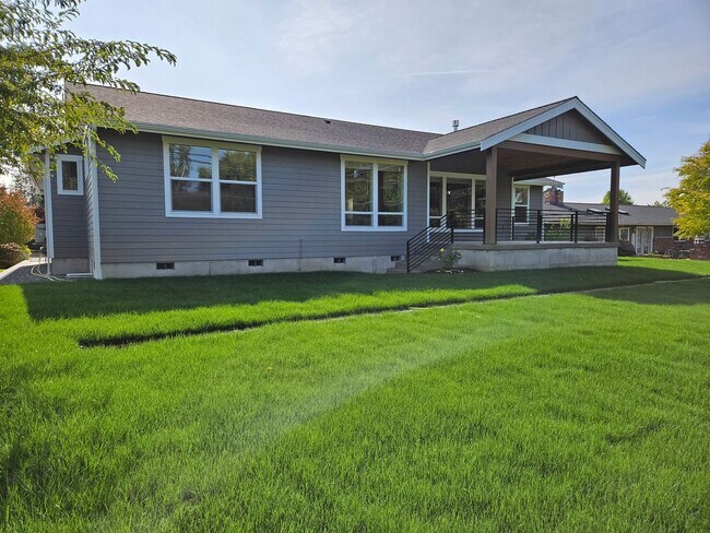 Foto del edificio - MOVE IN SPECIAL!!! Newly Built Home in Bir...