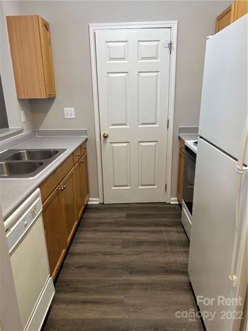 Foto del edificio - 6349 Mallard View Ln