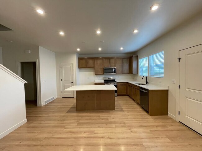Foto del edificio - 4356 Hurstbourne Dr