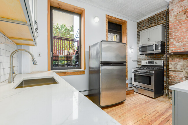 Foto del edificio - 231 Kent Ave