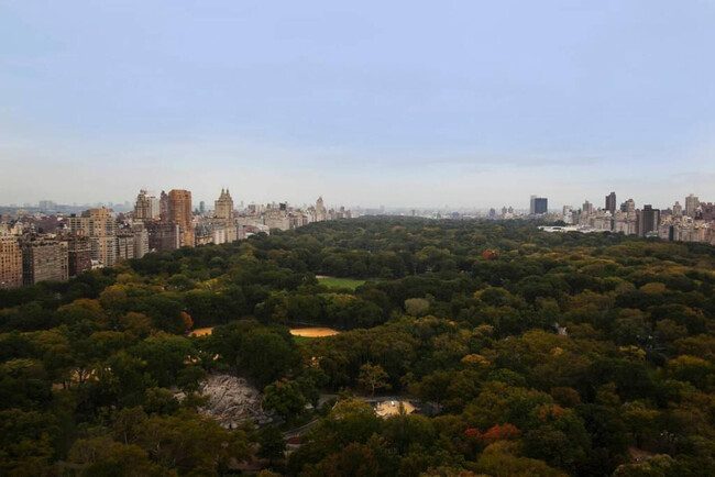 Foto del edificio - 160 Central Park S