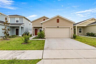 Building Photo - 4610 SW 83rd Lp